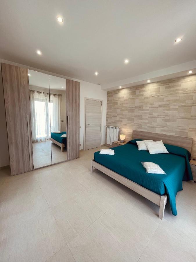 Baia Di Atlantide Apartment Taormina Exterior photo